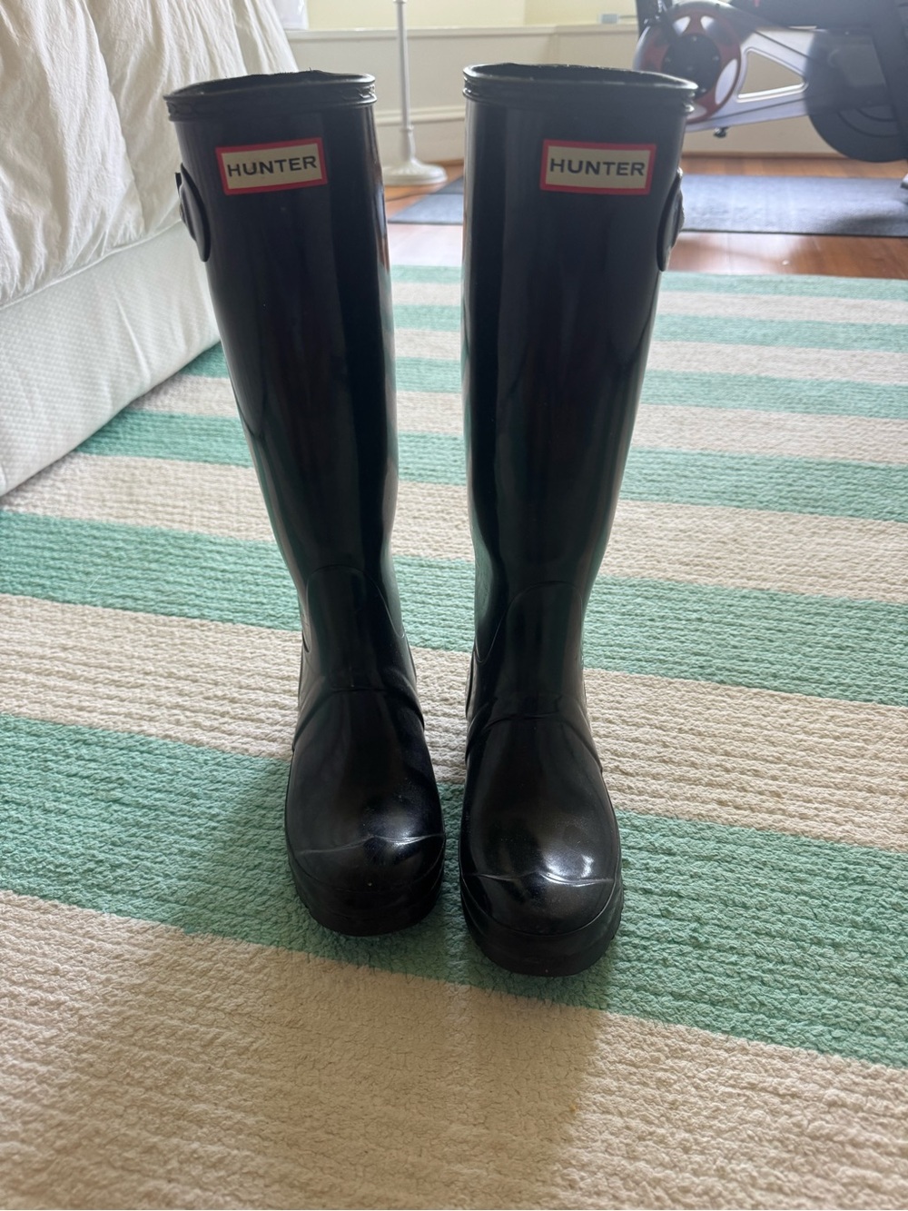 Hunter Women's Tall Gloss Rain Boots - Black
